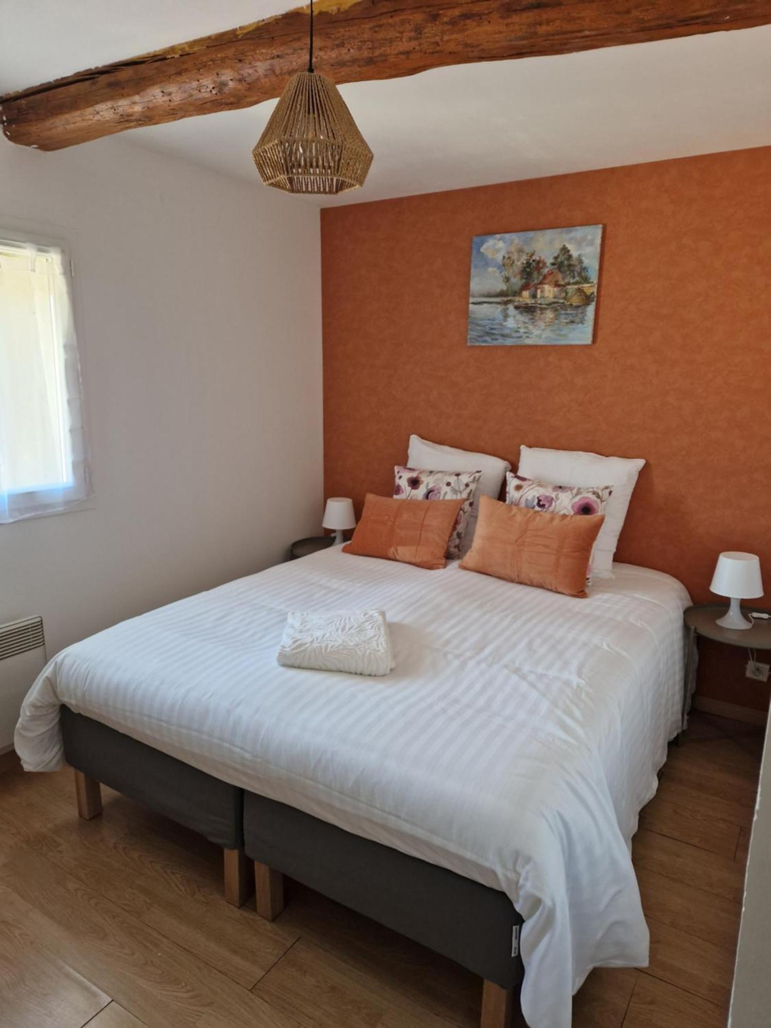 Maisons Cosy De Village Gurgy Exterior photo
